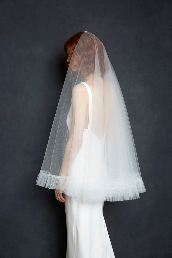 4.18 Ruched Tulle Circular Veil