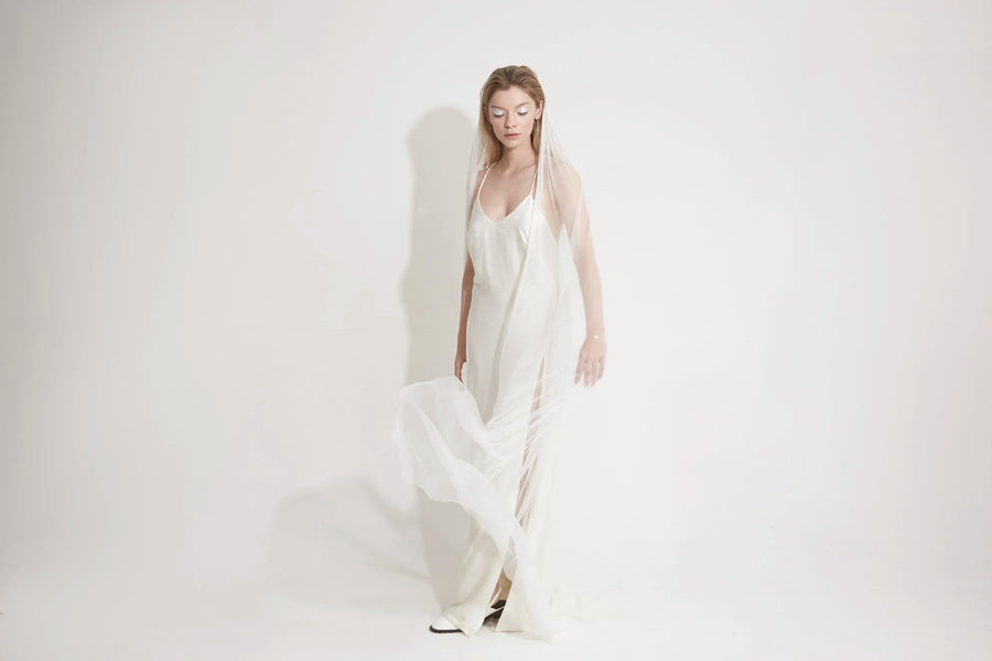 Luxe Minimal Veil