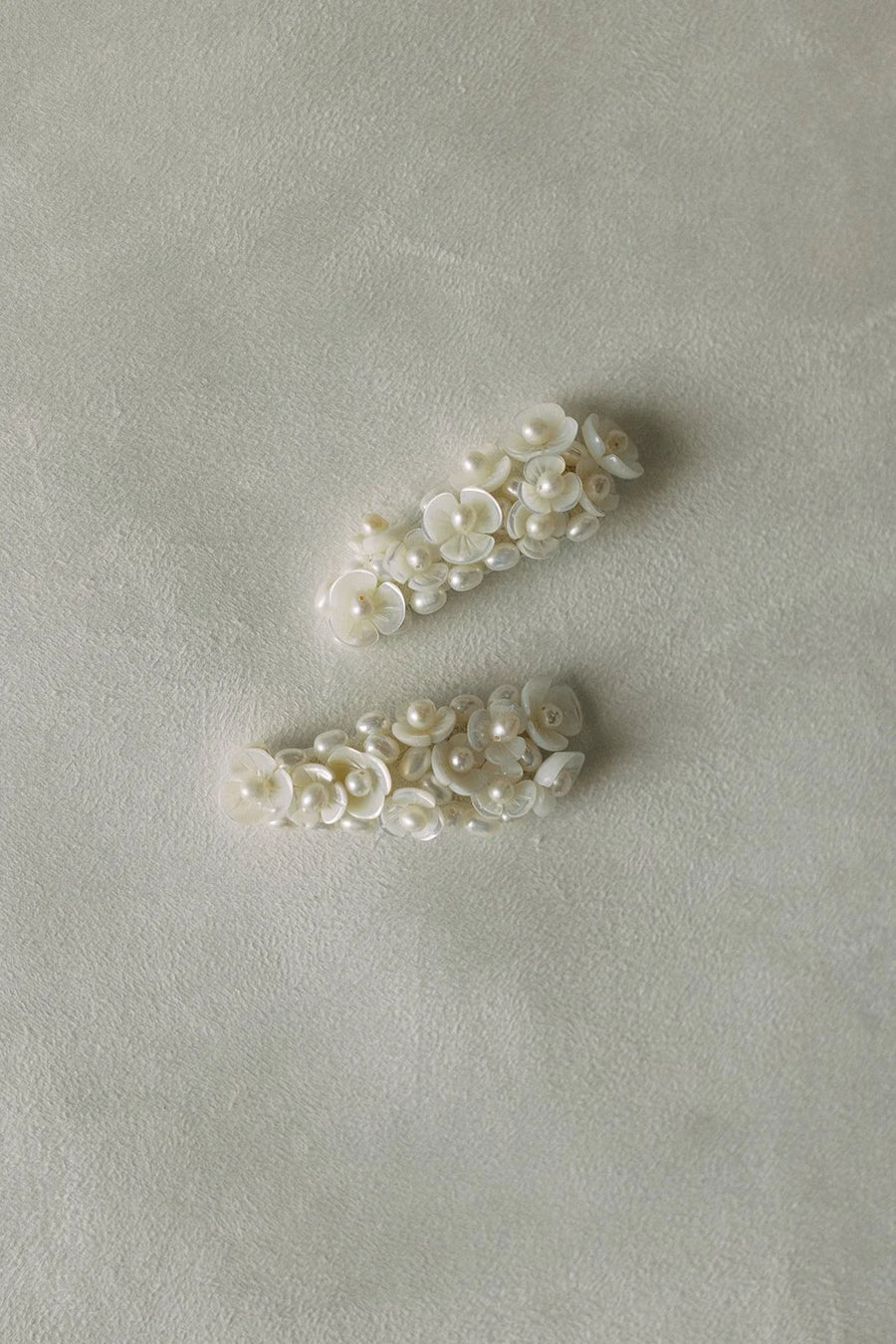 Jasmine Snap Clips